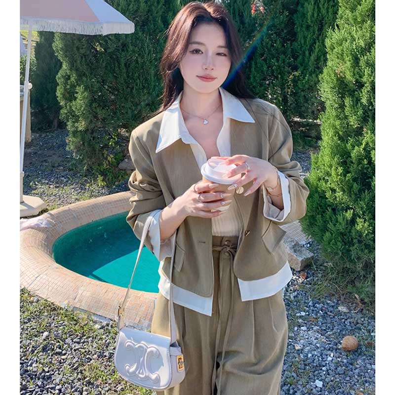 ホワイトカラージャケットセットアップ