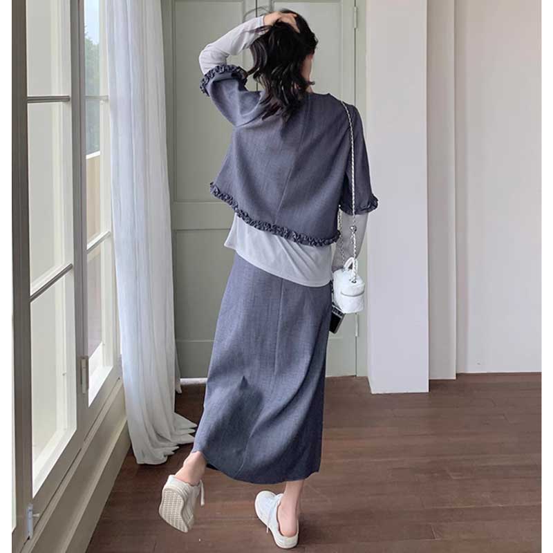 フリルトップス×スカートセットアップ