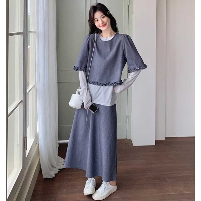 フリルトップス×スカートセットアップ