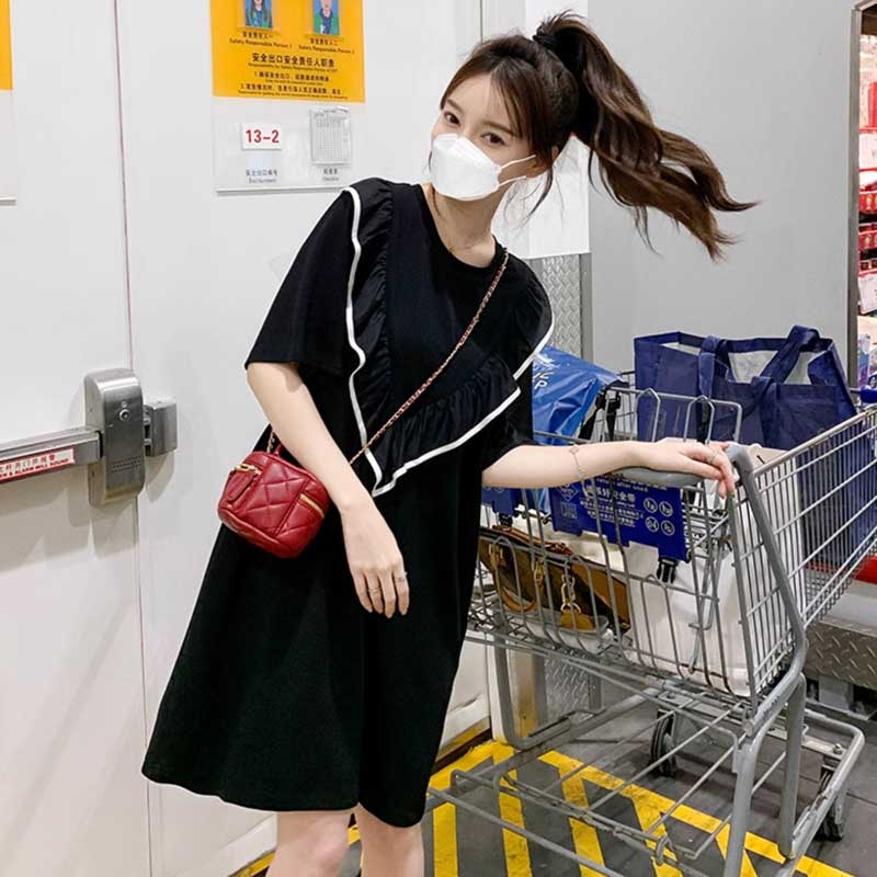 ブラックフリルワンピース