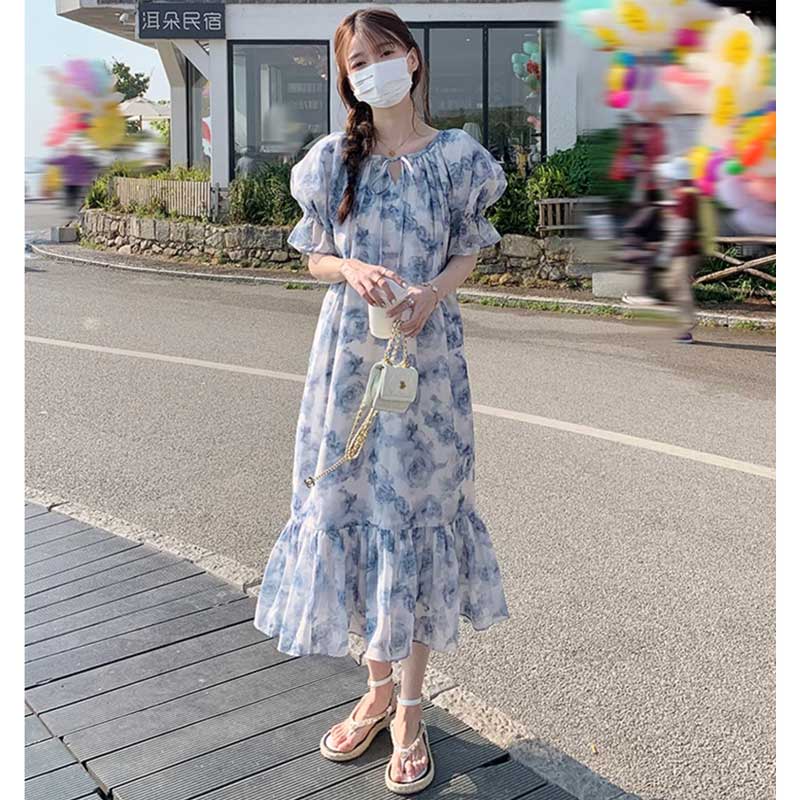 裾フレアブルーローズワンピース