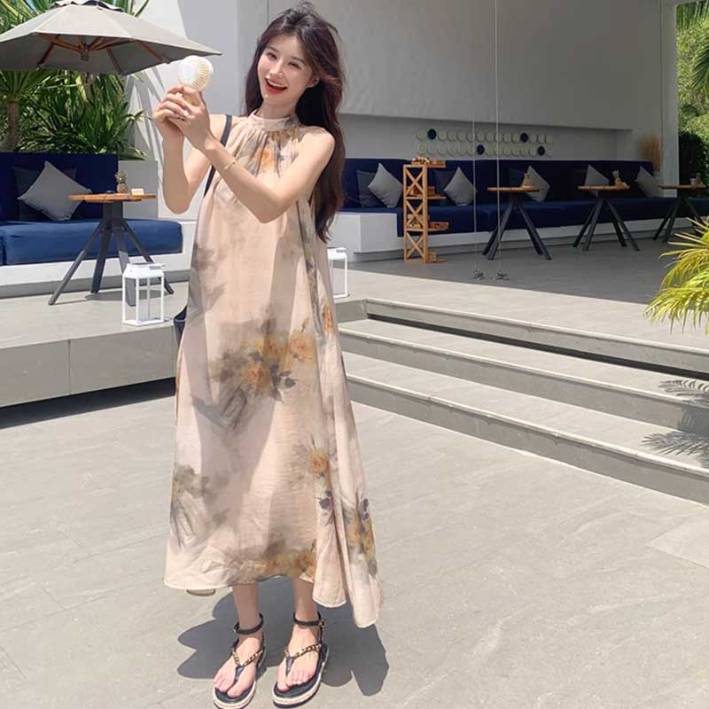 ホルターネックAラインワンピース