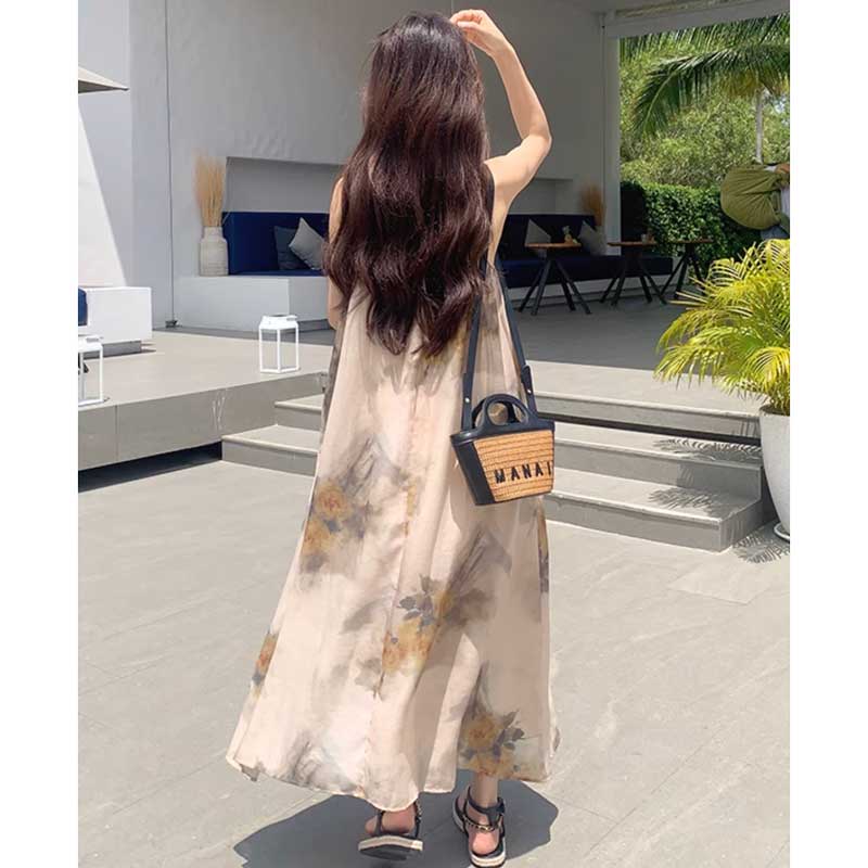 ホルターネックAラインワンピース