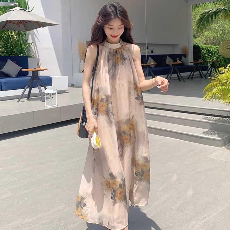 ホルターネックAラインワンピース