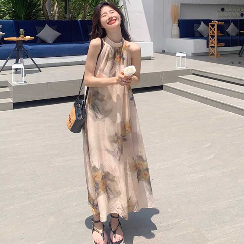 ホルターネックAラインワンピース