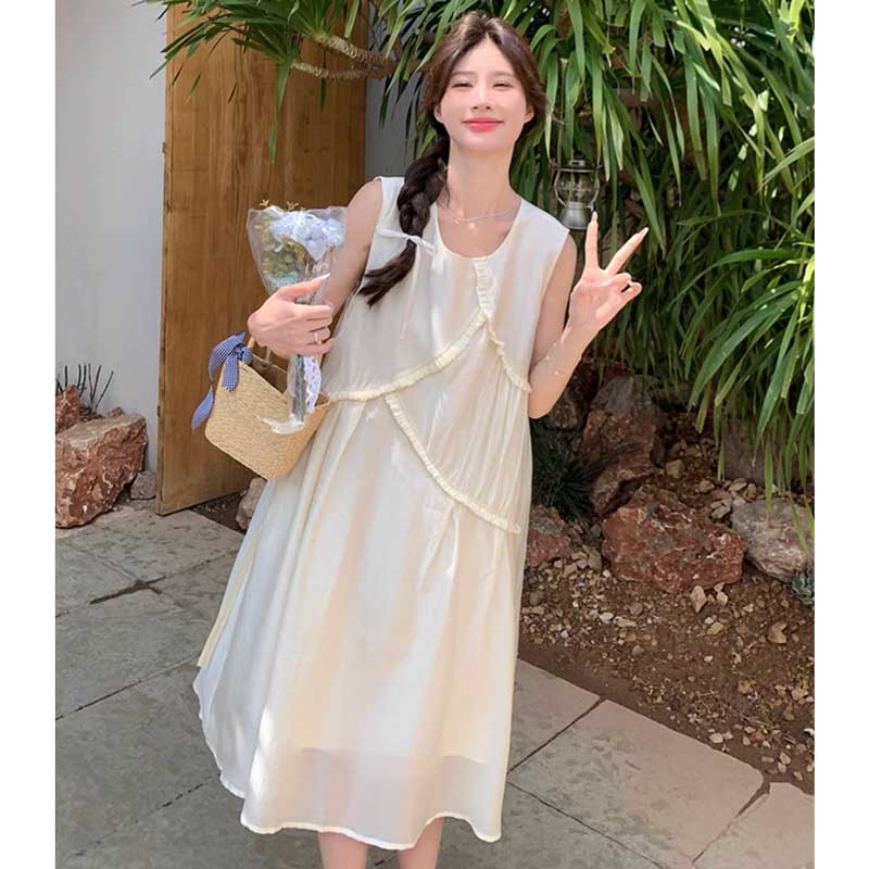 アイボリーノースリーブワンピース