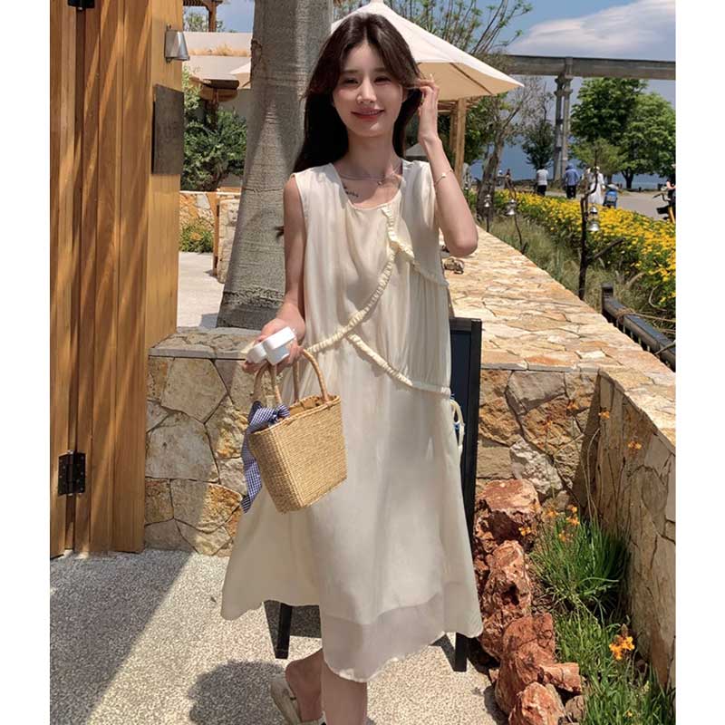 アイボリーノースリーブワンピース