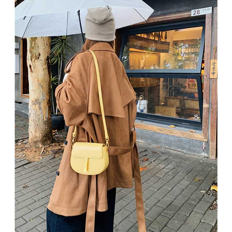 スエードトレンチコート