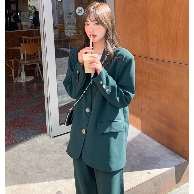 ダークグリーンセットアップスーツ