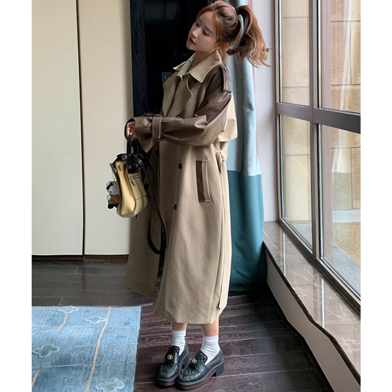 レザースリーブトレンチコート