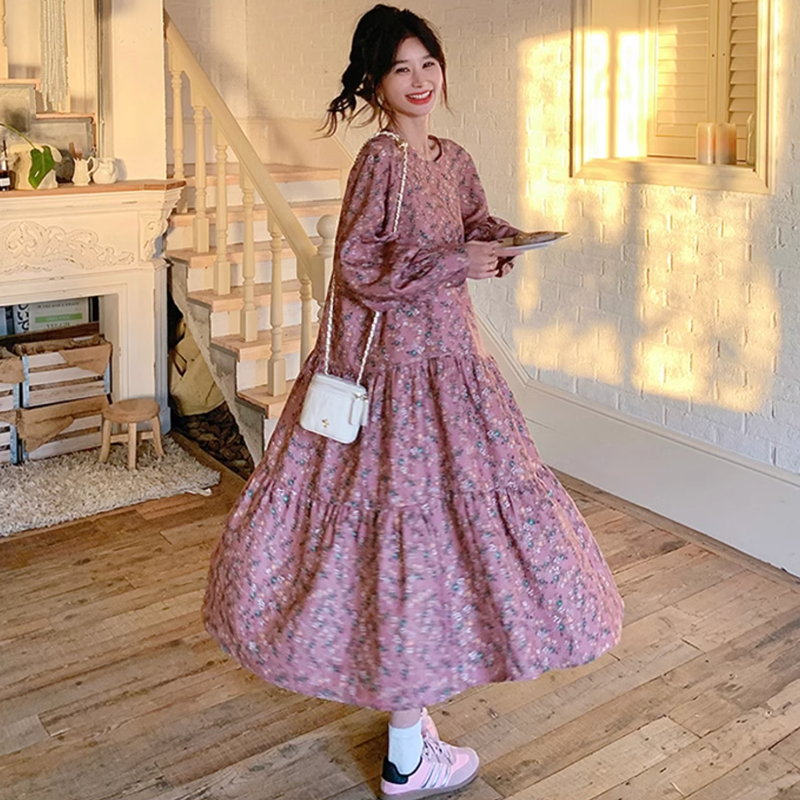小花柄ティアードワンピース