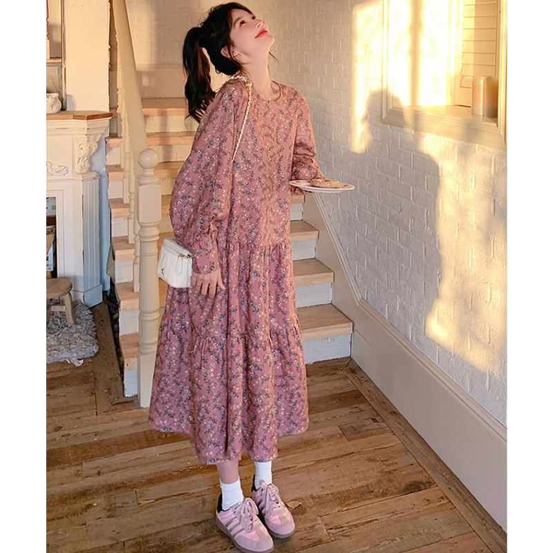 小花柄ティアードワンピース