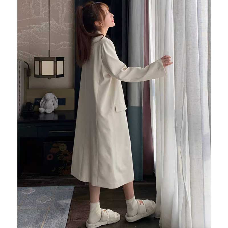 ダブルボタンロングジャケット