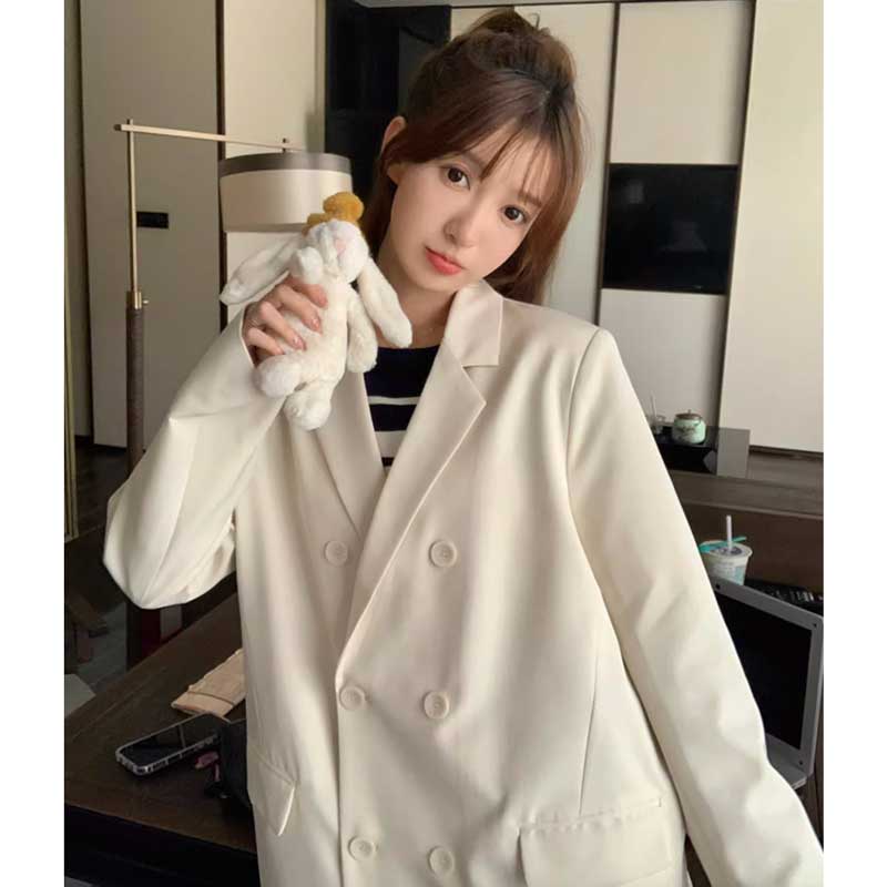 ダブルボタンロングジャケット