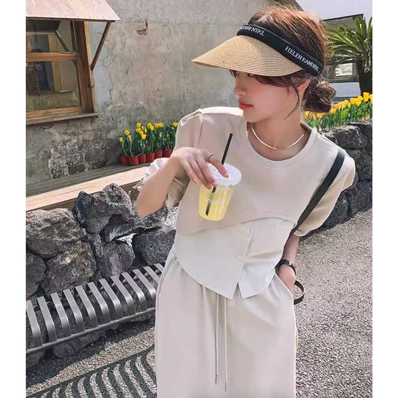 ペールカラーカジュアルセットアップ