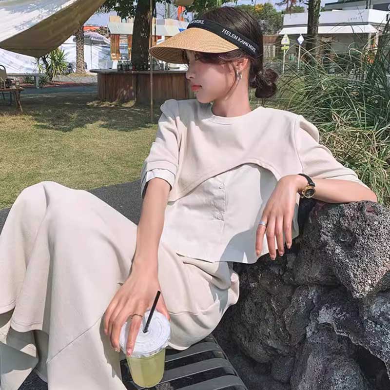 ペールカラーカジュアルセットアップ