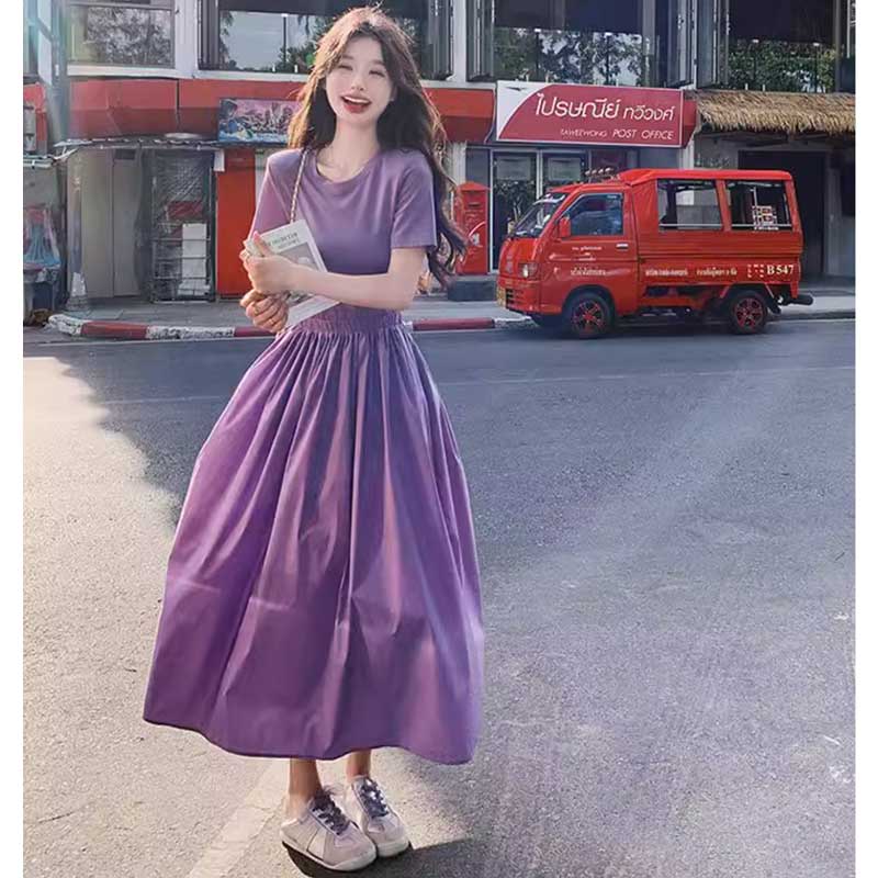 バックオープンワンピース