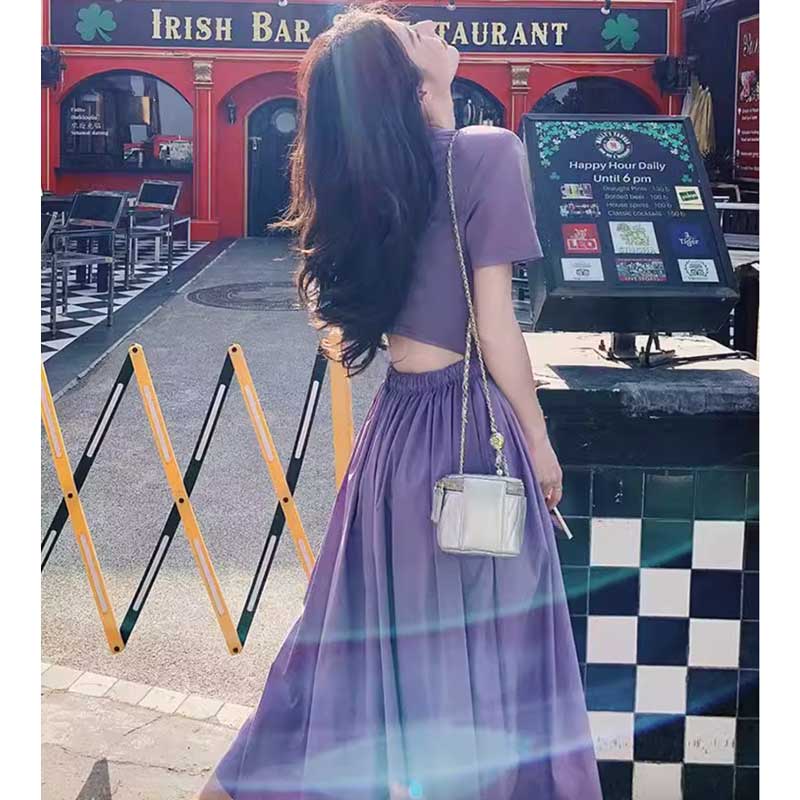 バックオープンワンピース