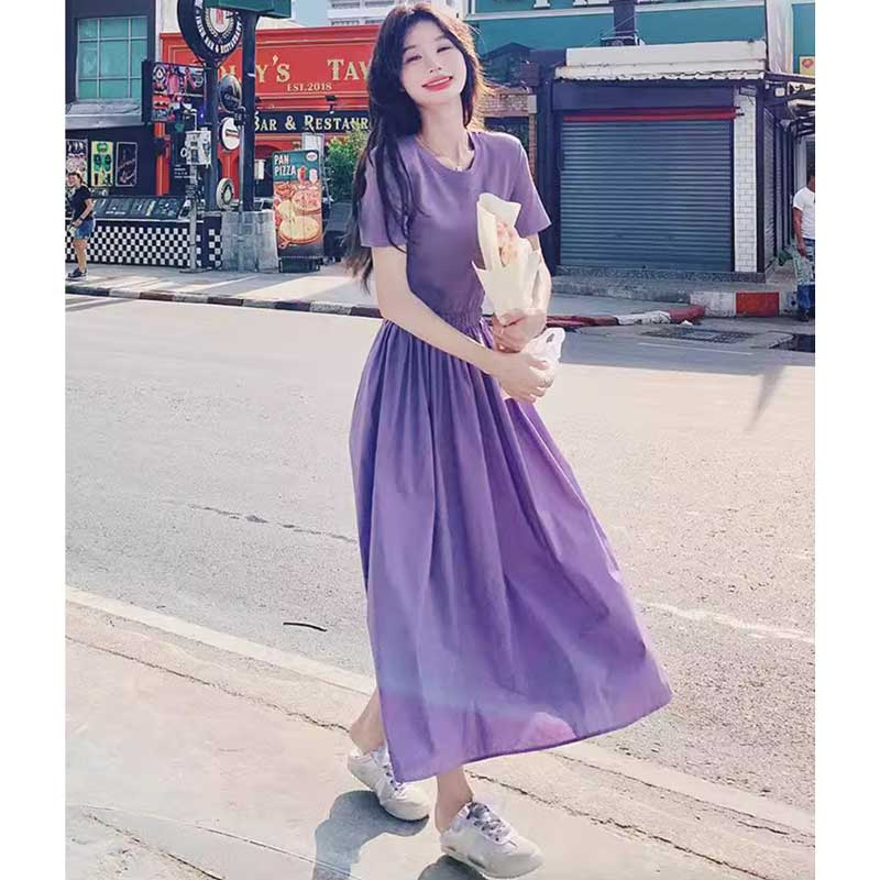 バックオープンワンピース