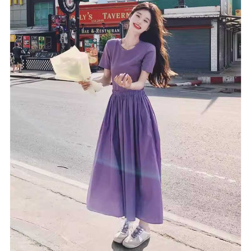 バックオープンワンピース