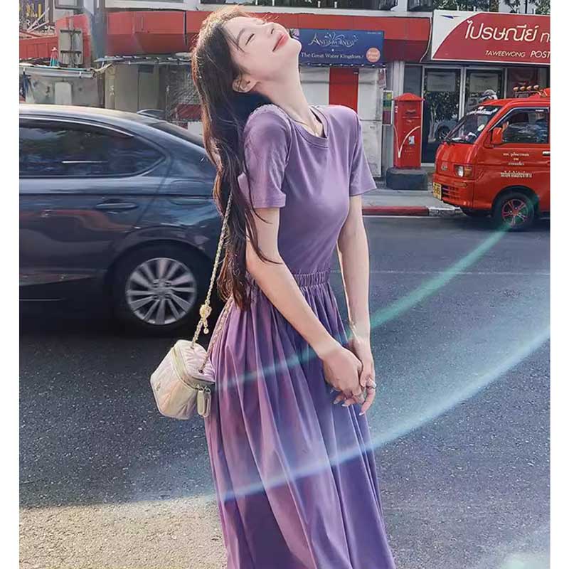 バックオープンワンピース