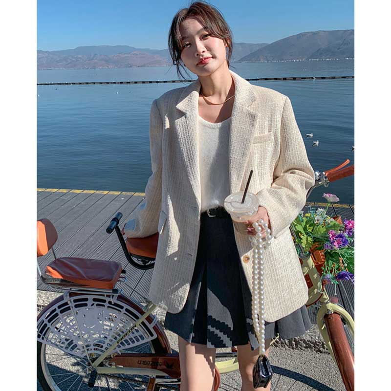 アイボリーツイードジャケット