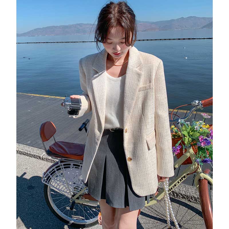 アイボリーツイードジャケット