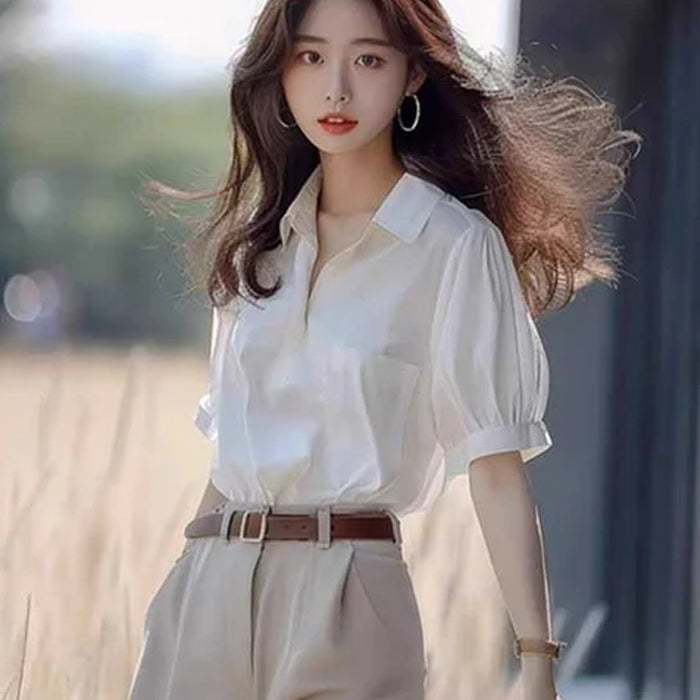 パフスリーブブラウス×ワイドショートパンツ