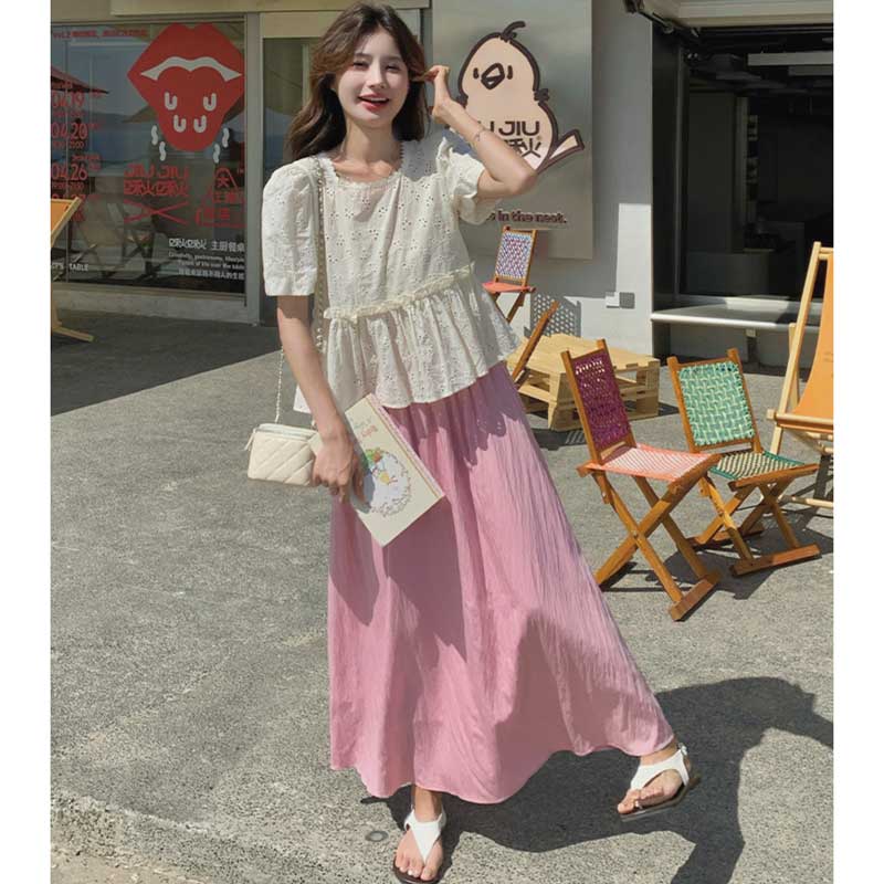 レースカットソー×マキシ丈フレアスカート