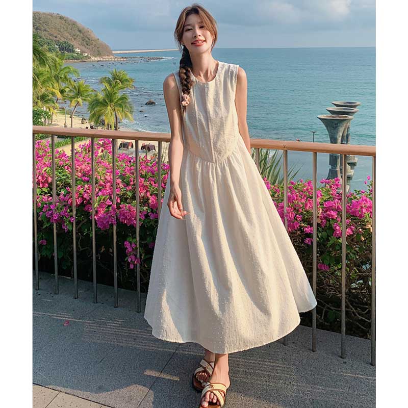 ノースリーブナチュラルワンピース