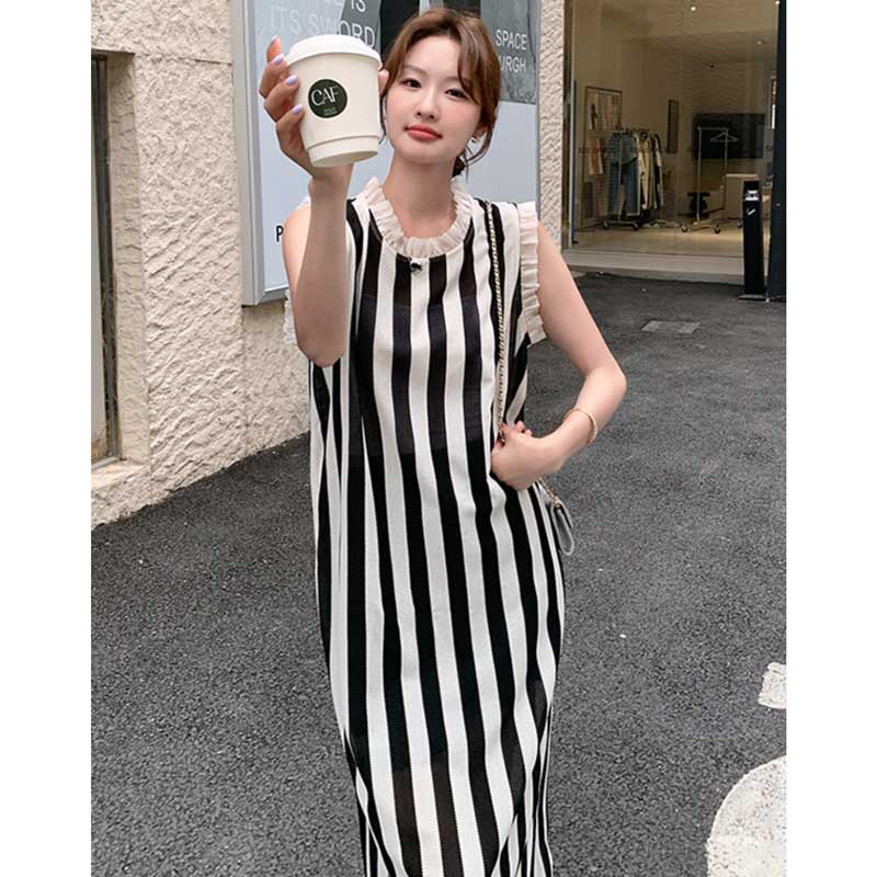 ノースリーブストライプワンピース