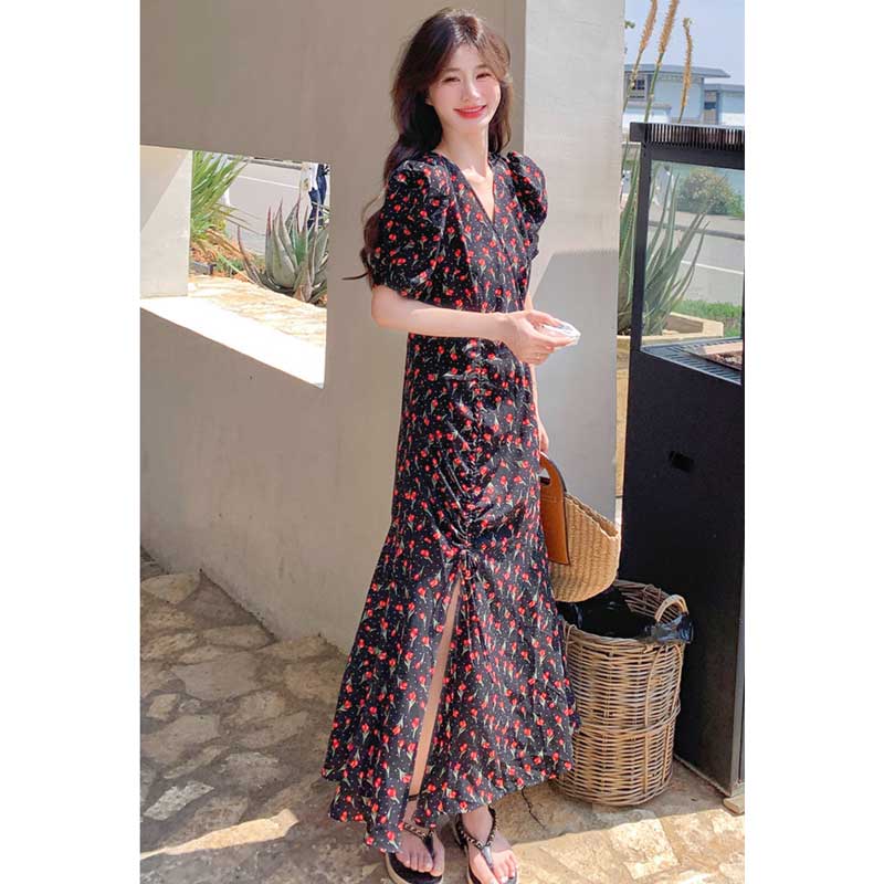 スリット入りフラワーロングワンピース