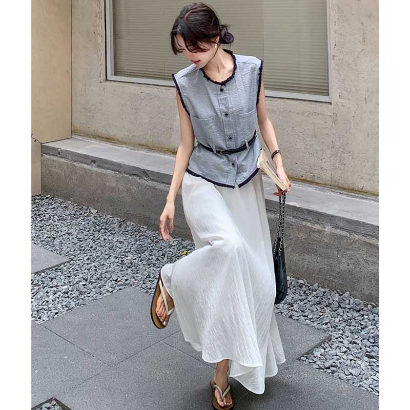 ノースリーブトップス×ロングフレアスカート