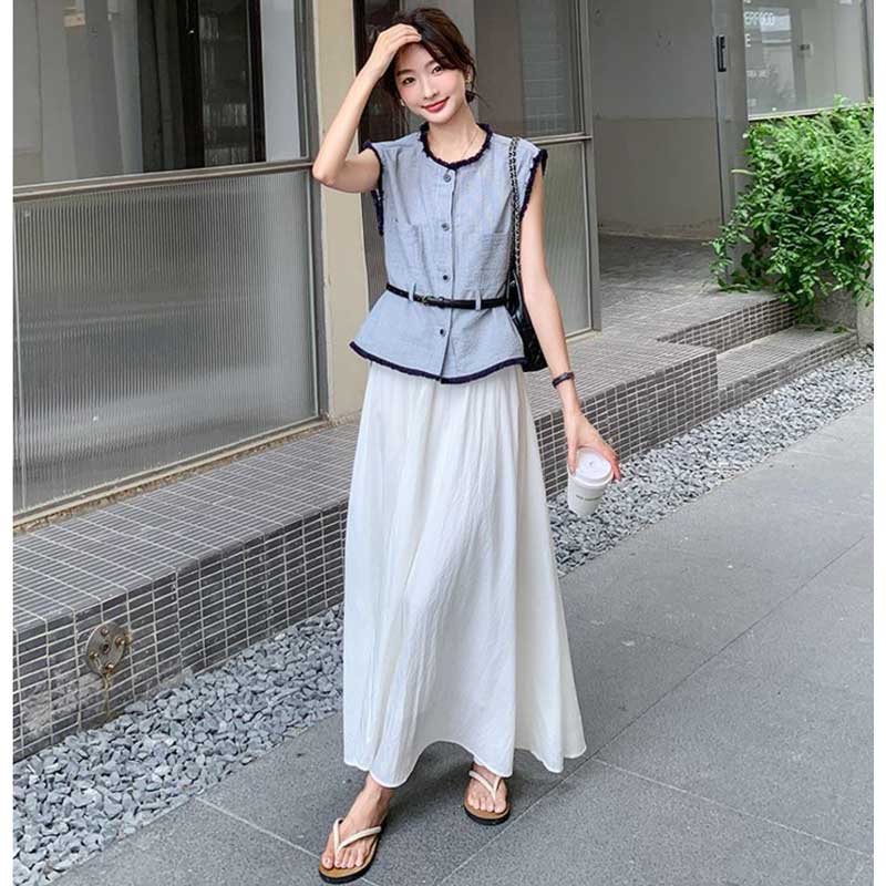 ノースリーブトップス×ロングフレアスカート