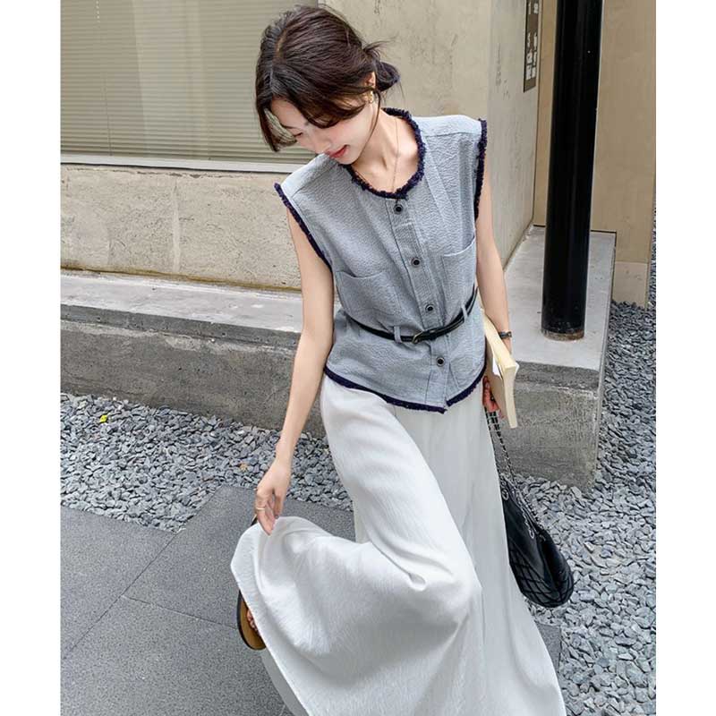 ノースリーブトップス×ロングフレアスカート