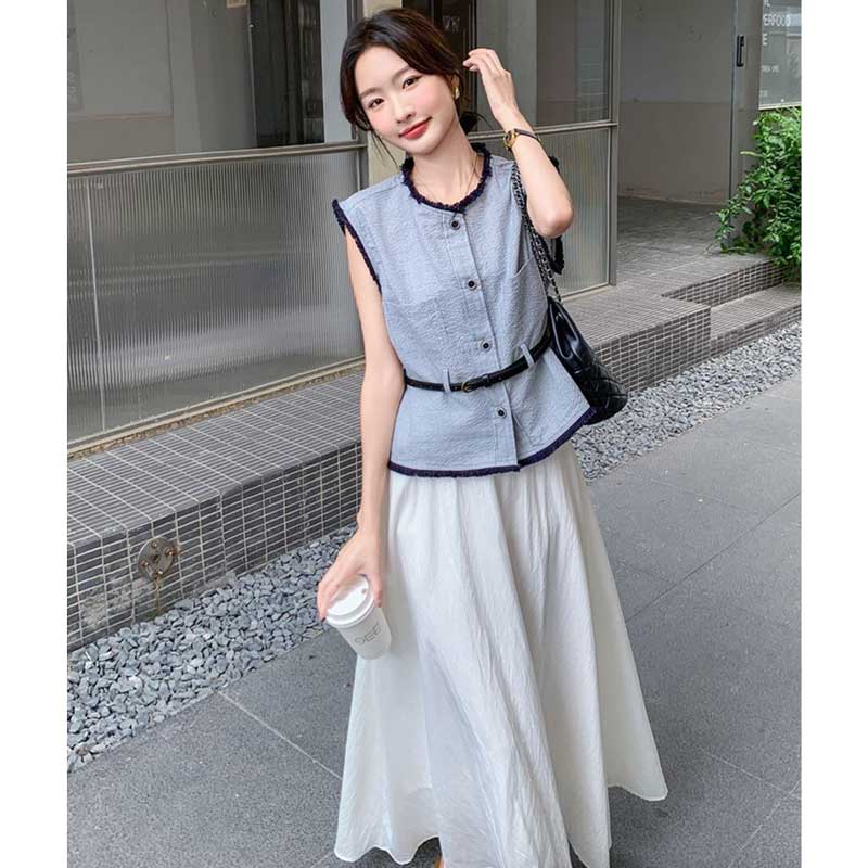 ノースリーブトップス×ロングフレアスカート