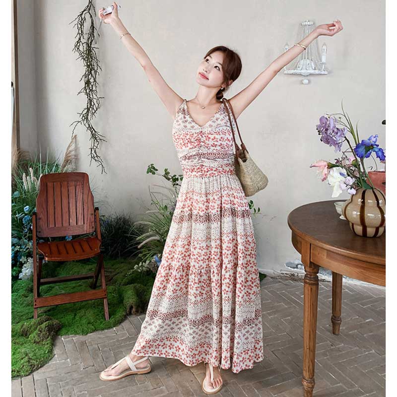 小花柄ティアードロングワンピース