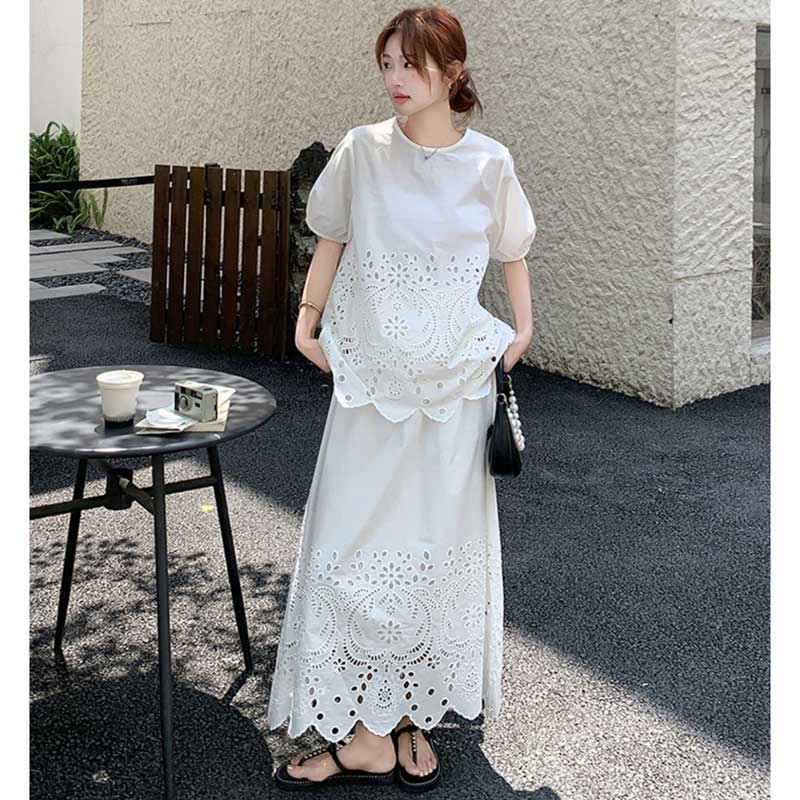 レース刺繍カットワークセットアップ