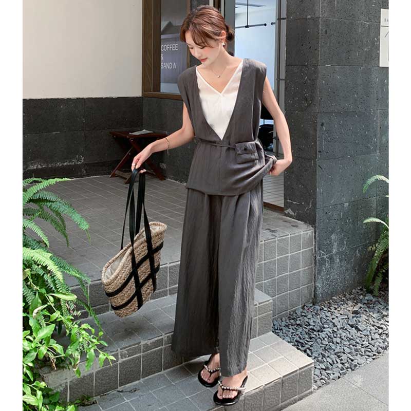 2WAYノースリーブトップス×ワイドパンツ