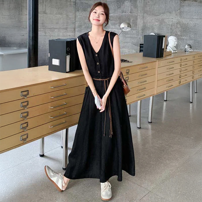 Vネックフロントボタンノースリーブワンピース
