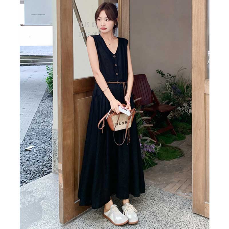 Vネックフロントボタンノースリーブワンピース