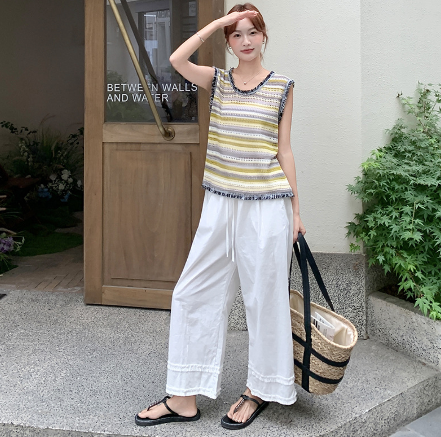 ボーダーニットトップス×裾フリンジワイドパンツ