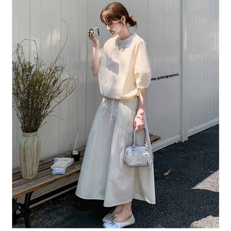 バルーン袖トップス×ボリュームスカート
