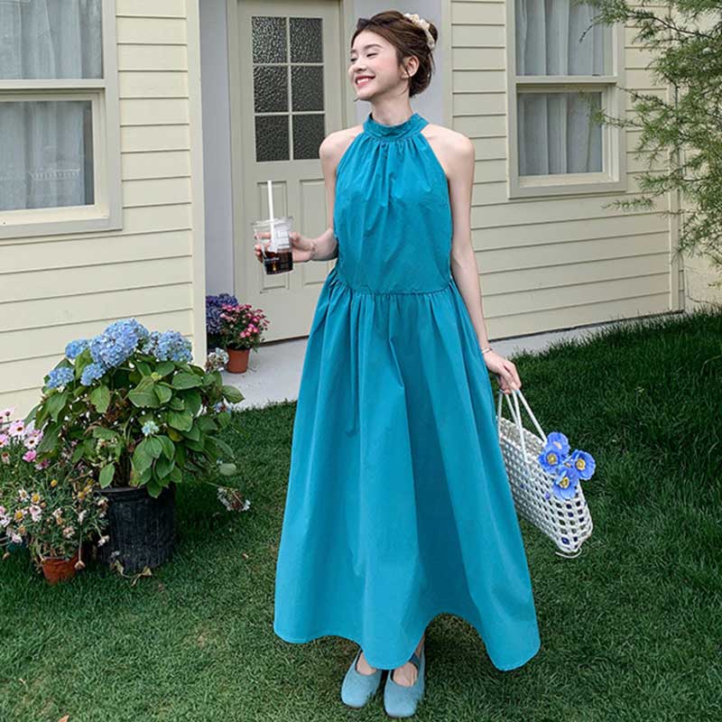 ホルターネックギャザーワンピース