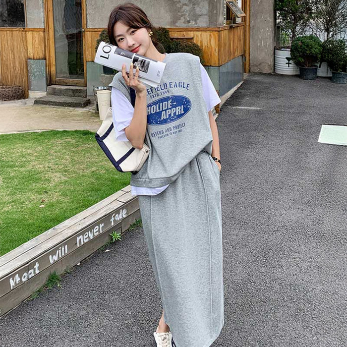 プリントロゴレイヤード風トップス×ペンシルスカート