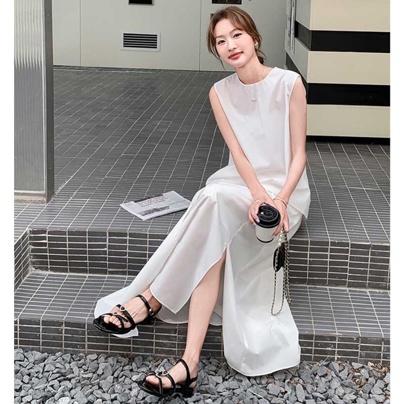 フィッシュテールカットソー×スリットラップスカート