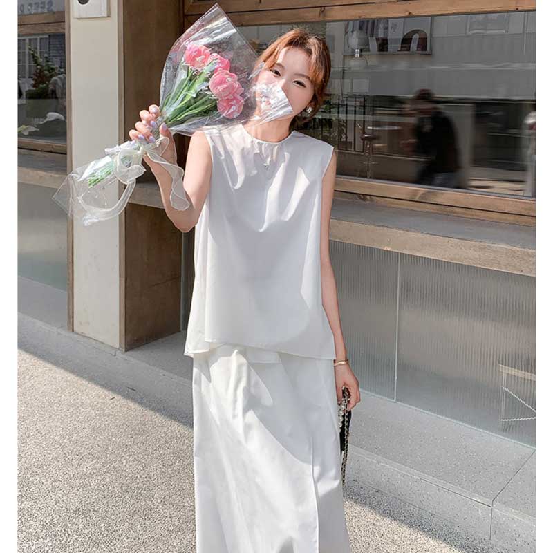 フィッシュテールカットソー×スリットラップスカート