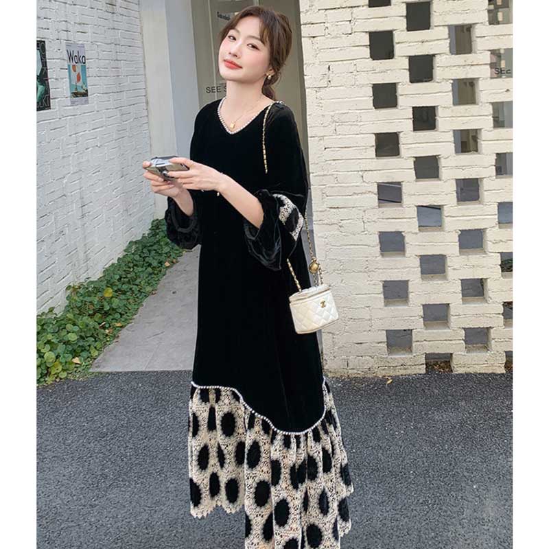 【即納】裾フレアベロアワンピース