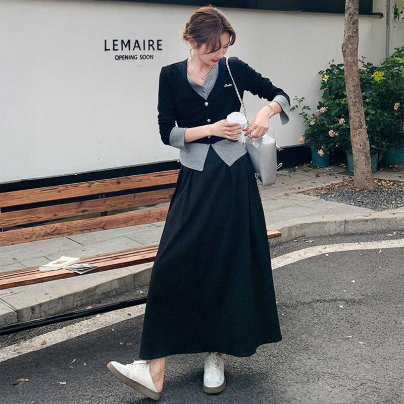 レイヤード風ショートカーディガン×フレアロングスカート