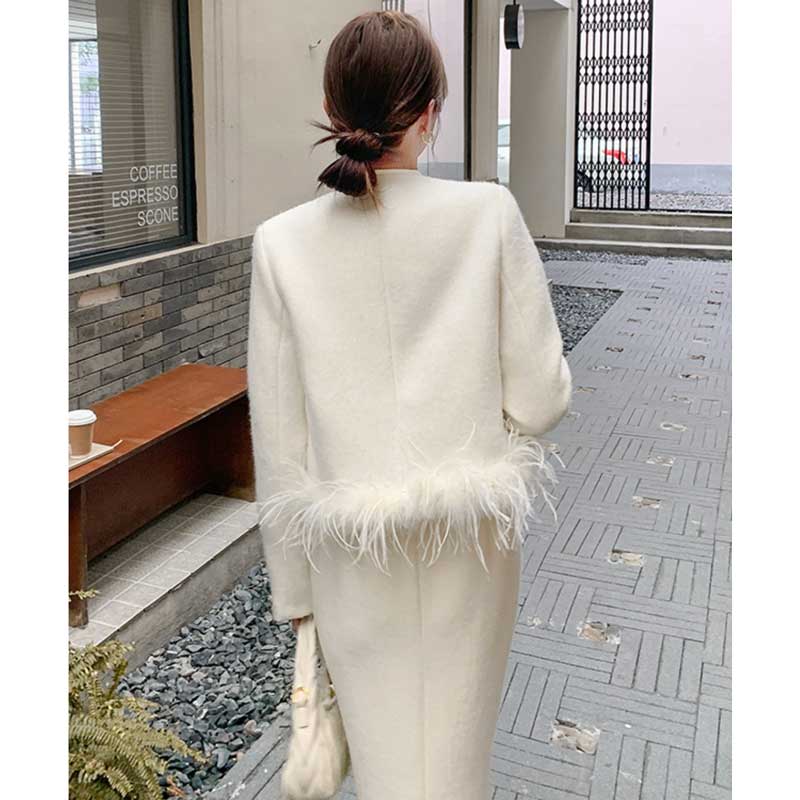 ファー付きノーカラージャケット×ロングスカート